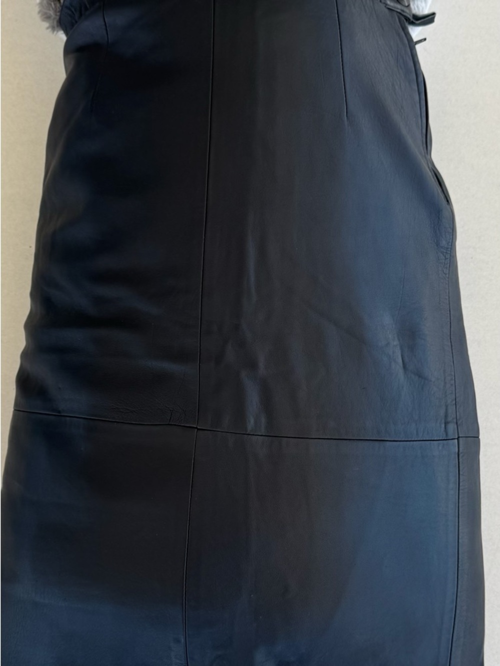 Classic Lambskin Black Pencil Skirt - Womens